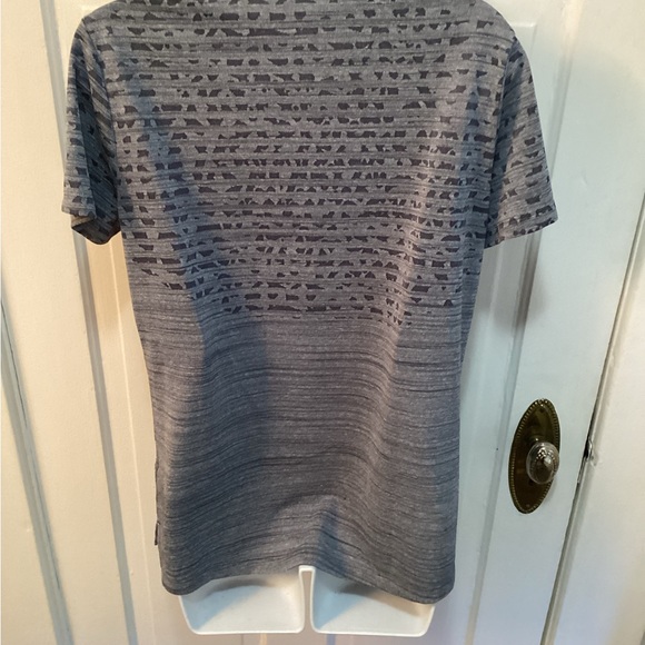 Nike Zonal Cooling Shirt - Picture 2 of 4